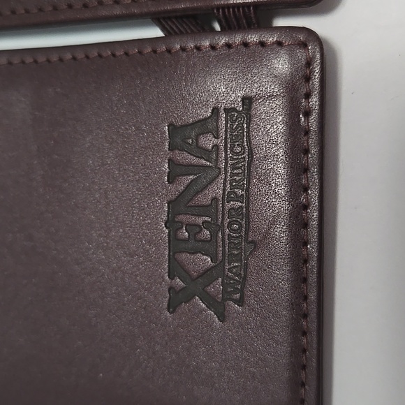 Xena memorabilia "magic wallet" - Picture 4 of 4